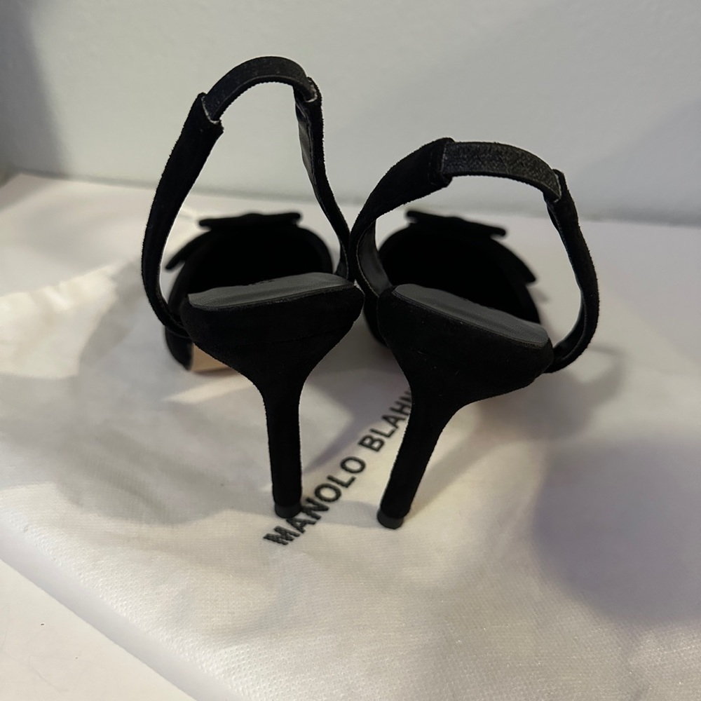 Manolo Blahnik Black Suede Slingback Pumps – Size 37 (Approx. US 7) - Picture 5 of 15